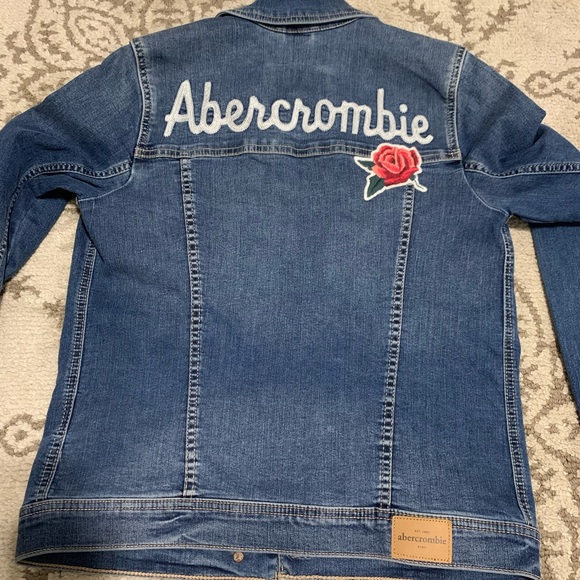 Abercrombie & Fitch kid girl Rose Patchwork Denim Jacket sz 13/14 (used) - Picture 3 of 7
